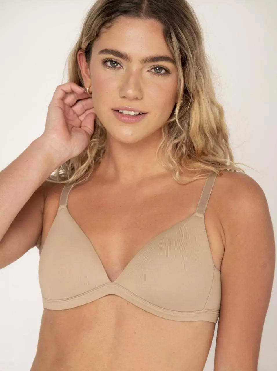 Sostén Moonlight Nude sin varilla, copa natural