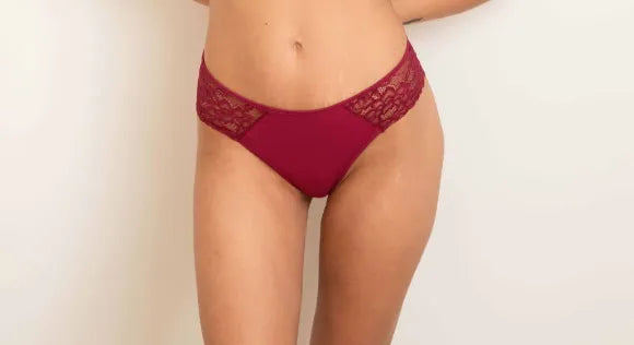 Calzón Wine – Microfibra Suave y Encaje Chelsea | Purpuratta